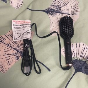 Amika Styling Brush